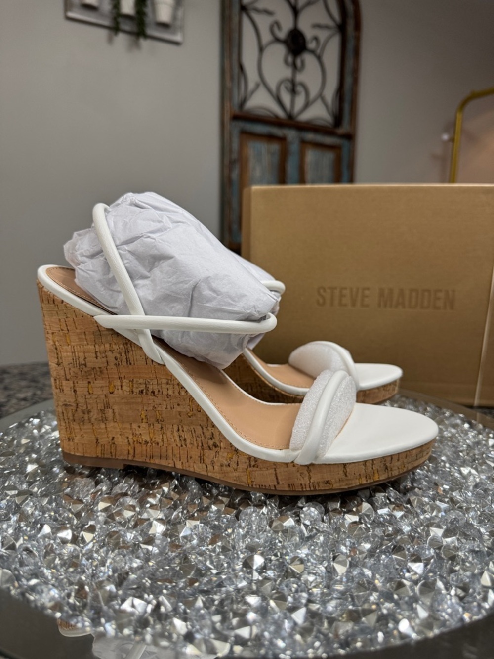Steve Madden White leather Strappy Cork Wedge Sandals NEW 9.5 - Picture 1 of 13